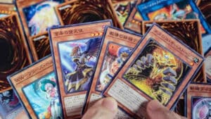 carte rare YU-GI-OH!